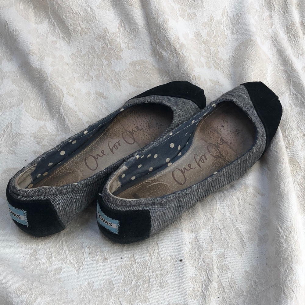 Toms - Picture 5 of 6